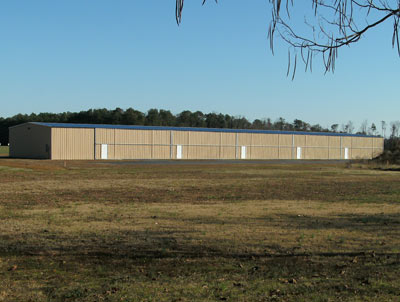 Hummel Field, Topping Virginia VA - ten-unit T-hangar
